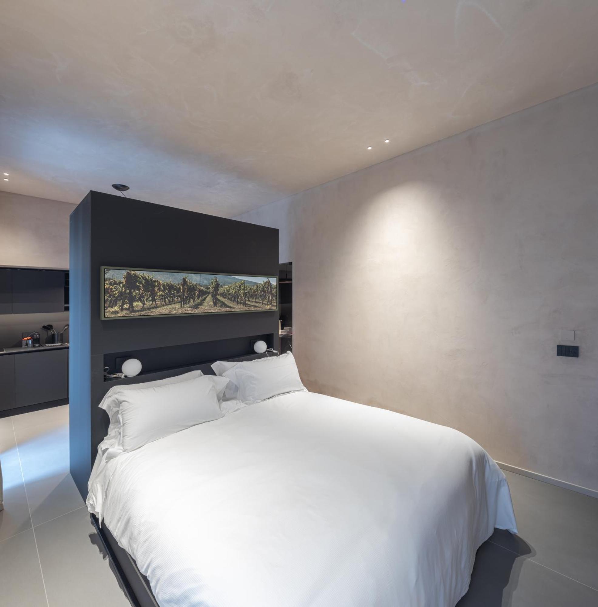 Terme Di Bacco - Design Apartaments And Spa Катанія Екстер'єр фото